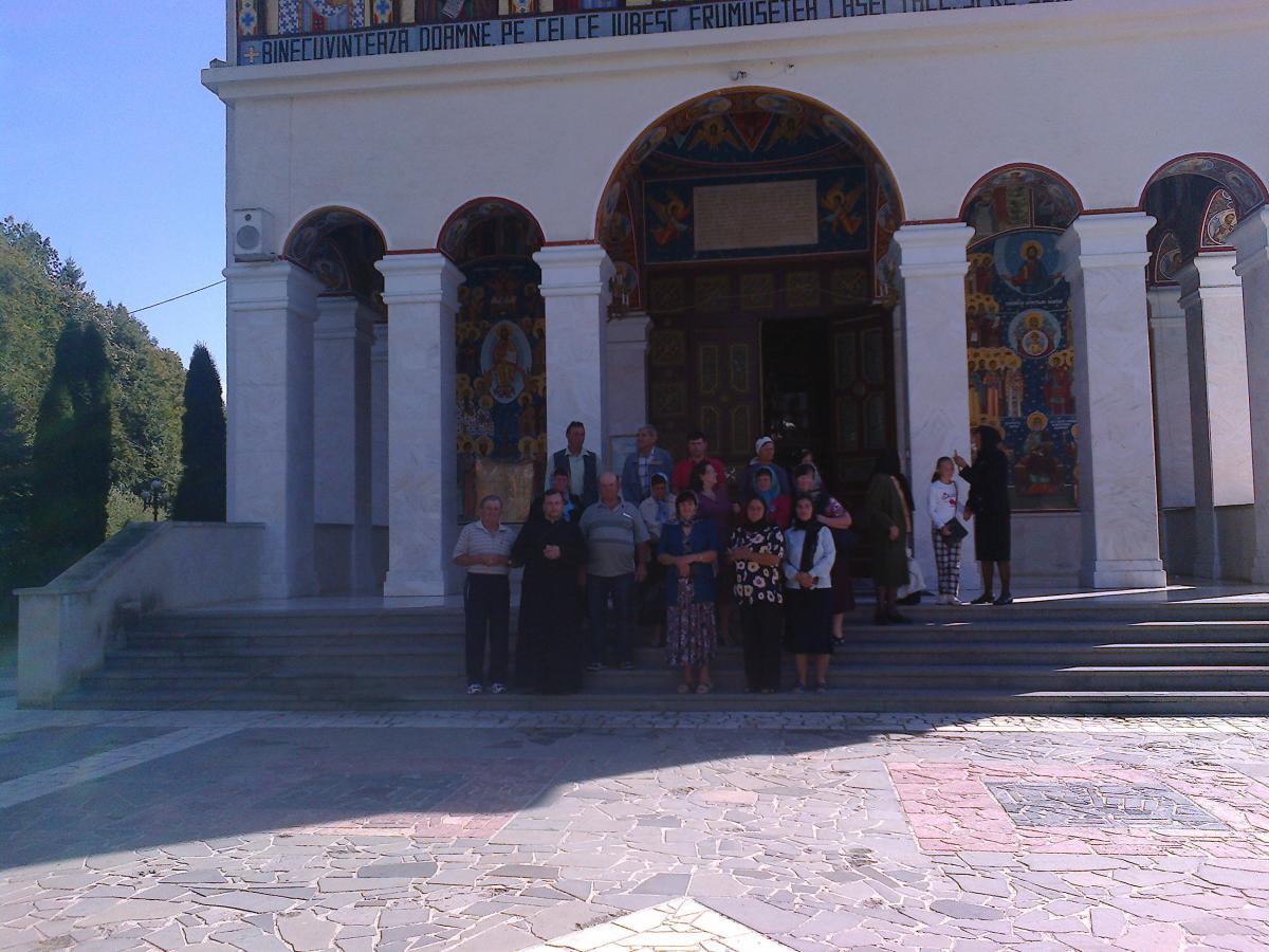 BISERICA „SF. TEODORA DE LA SIHLA”-M-REA SIHĂSTRIA