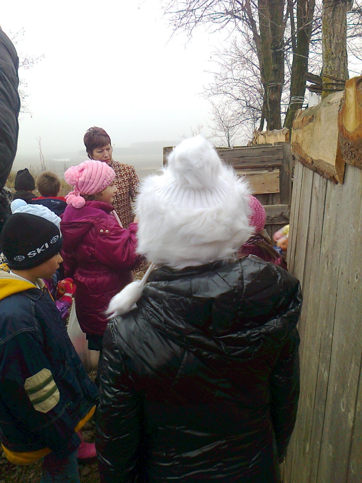 ACȚIUNI FILANTROPICE ÎN POSTUL PAȘTELUI -PARTENERIAT CU LICEUL „MIRON COSTIN”