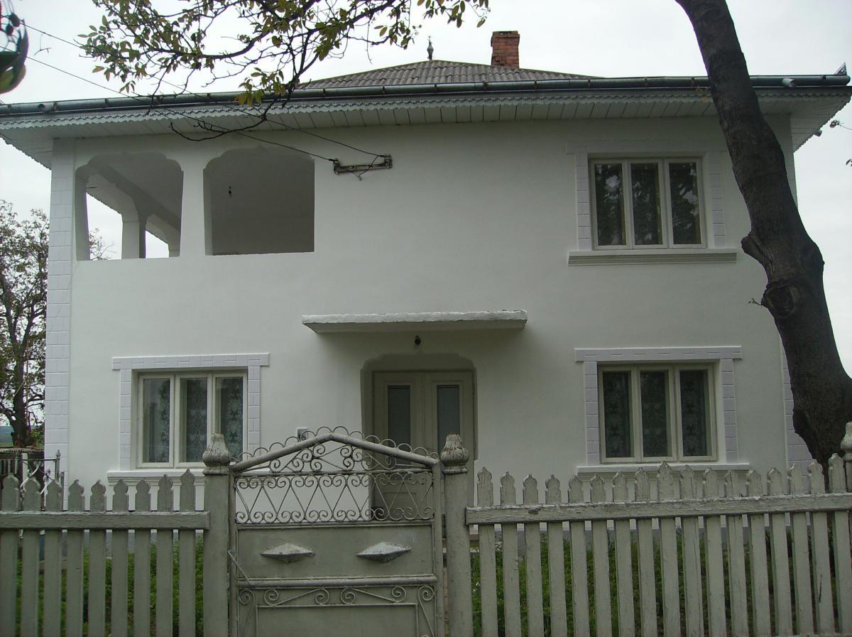 CASA PAROHIALĂ