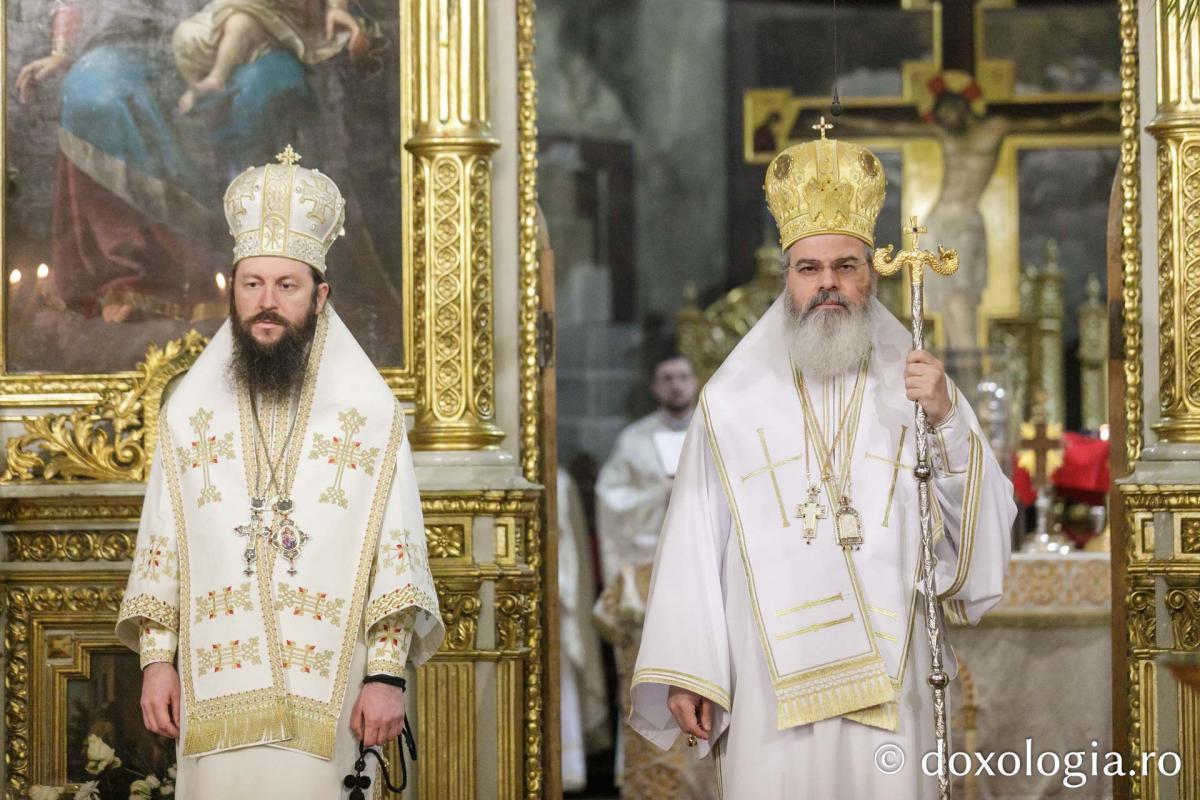 Liturghie arhierească la Catedrala Mitropolitană din Iași  în cinstea Sfinților Trei Ierarhi / Foto: pr. Silviu Cluci