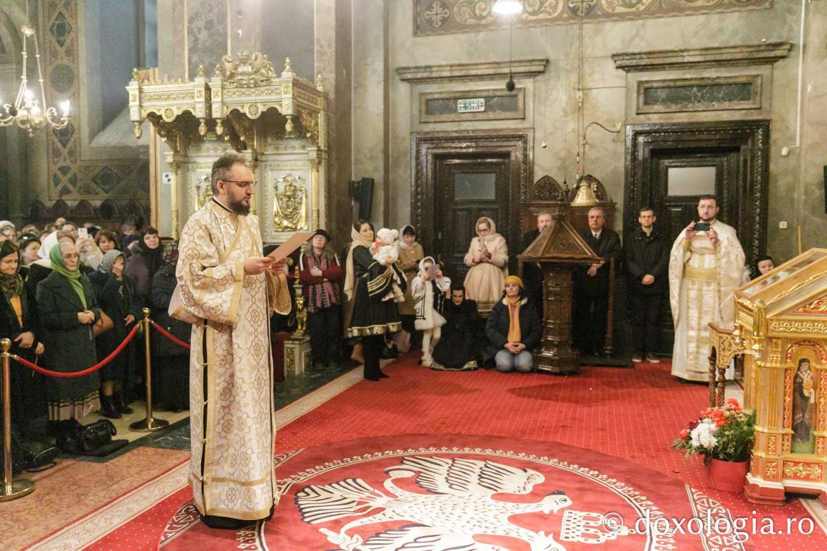 Liturghie arhierească la Catedrala Mitropolitană din Iași  în cinstea Sfinților Trei Ierarhi / Foto: pr. Silviu Cluci